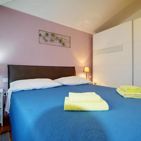 3 With Shared Pool, Peaceful Location Apartman *