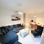 Апартаменти 3 With Shared Pool, Peaceful Location