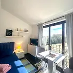 Апартаменти 3 With Shared Pool, Peaceful Location *