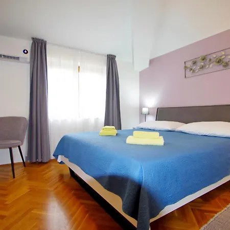 3 With Shared Pool, Peaceful Location