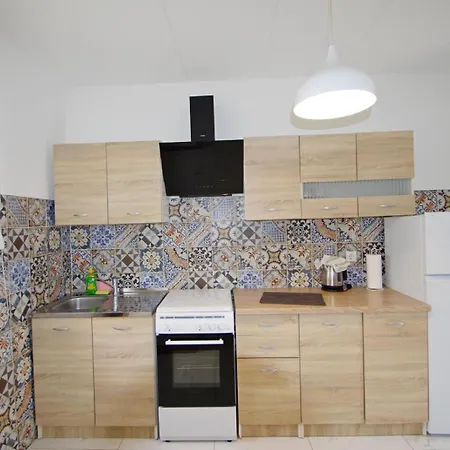 Lejlighed 3 With Shared Pool, Peaceful Location *